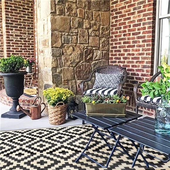 Reversible Straw Rug Modern Area Rug Large Floor Mat and Rug for Outdoors RV 5x8 - Picture 3 of 6